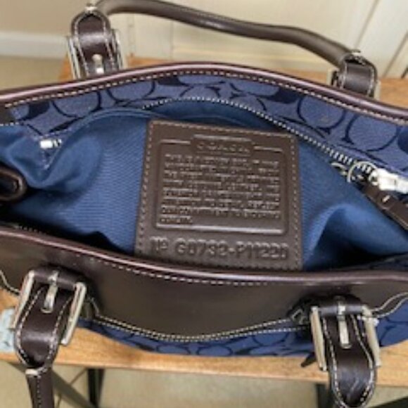 Coach Signature Sateen Handbag Navy/Espresso - G0732-F11220 - Picture 6 of 6